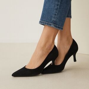 Ferragamo Suede black heels Classic Quiet Luxary 4.5